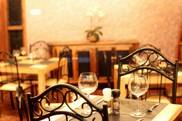 Boulevard Inn Mt Meru image 1