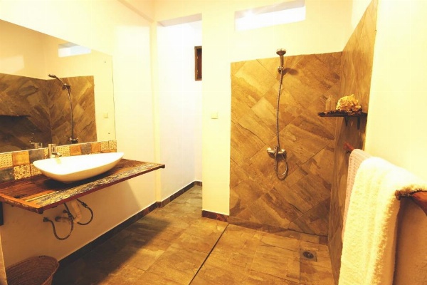 Boulevard Inn Mt Meru image 19